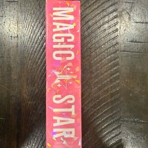 5/25✨✨Jeffree Star Magic Star Concealer - C19.5